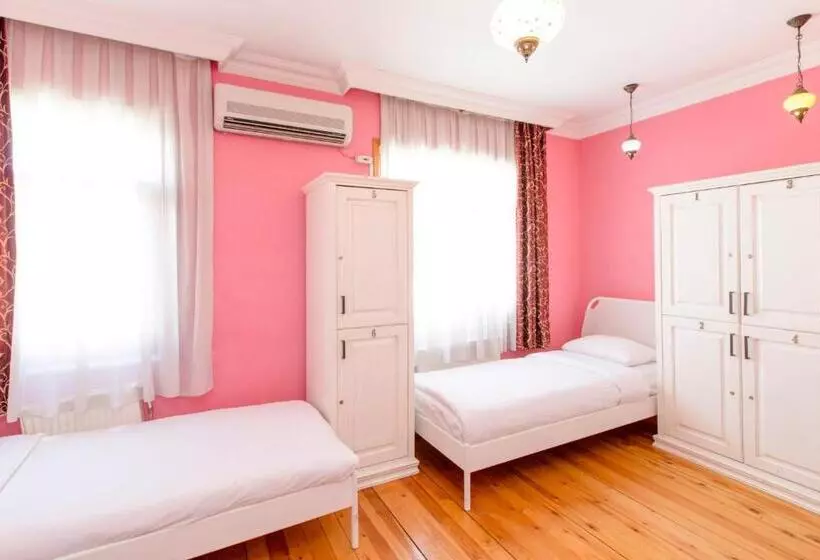 Otel Bucoleon By Cheers