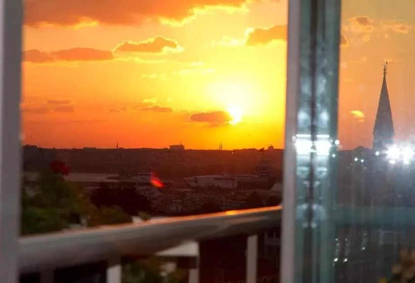 Otel Bucoleon By Cheers