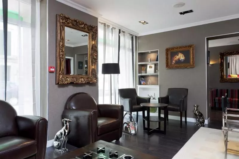 ホテル Enjoy Hostel