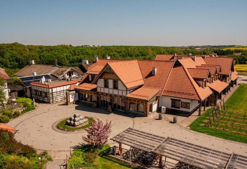 בית מלון כפרי Gleboczek Vine Resort& Spa