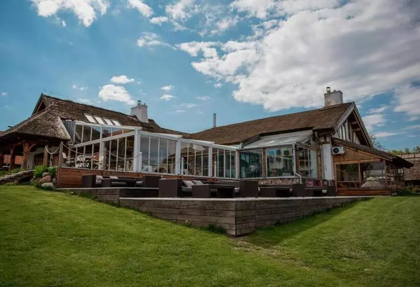 Отель Gleboczek Vine Resort& Spa