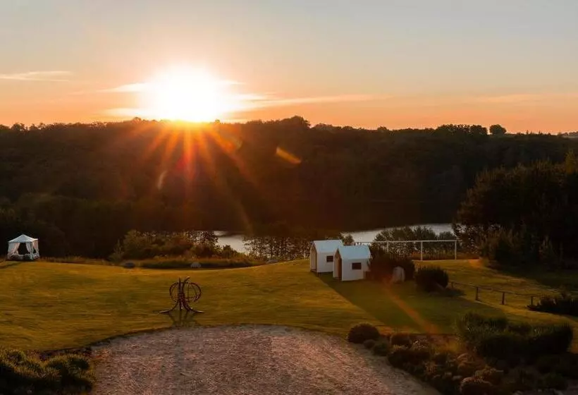 Отель Gleboczek Vine Resort& Spa