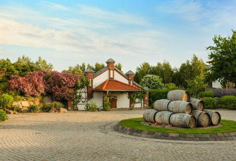 בית מלון כפרי Gleboczek Vine Resort& Spa