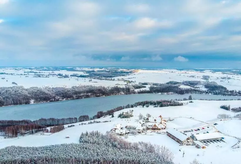 Отель Gleboczek Vine Resort& Spa