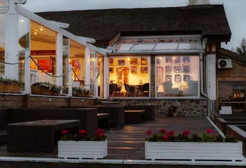 Отель Gleboczek Vine Resort& Spa