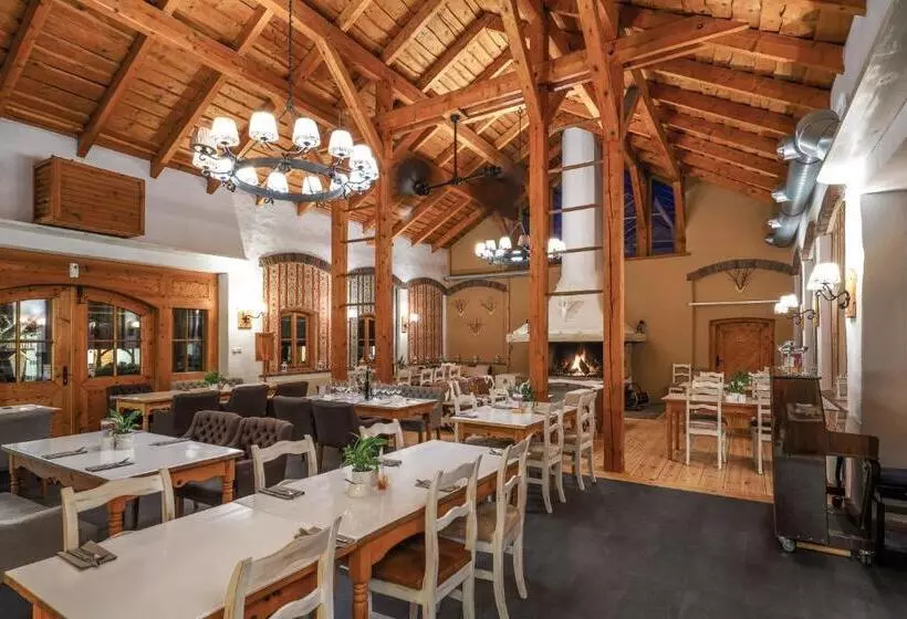 Отель Gleboczek Vine Resort& Spa