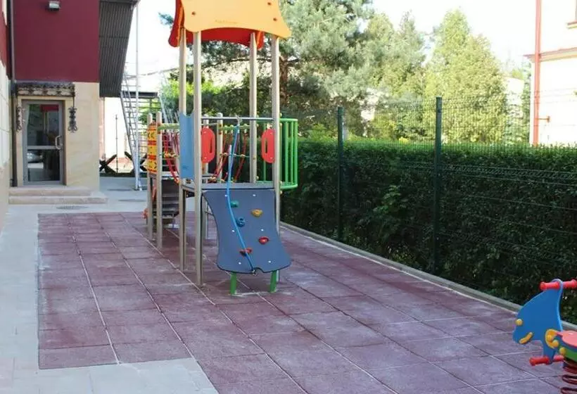 בית מלון כפרי Grein