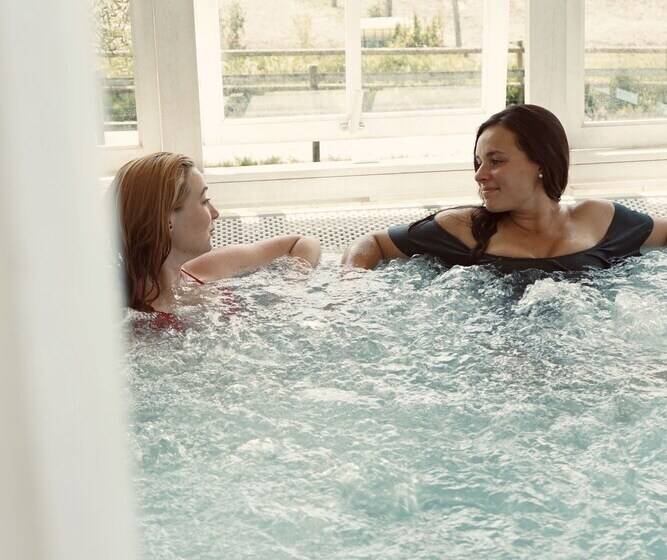 فندق Manoir Des Douets Fleuris