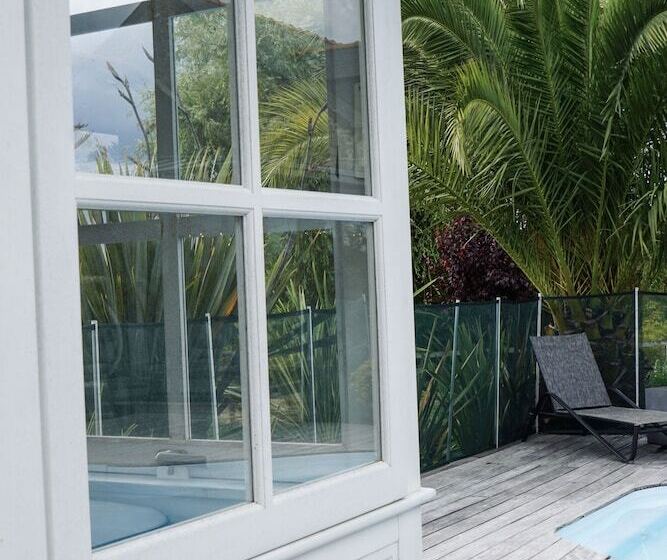 فندق Manoir Des Douets Fleuris