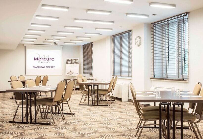 فندق Mercure Warszawa Airport