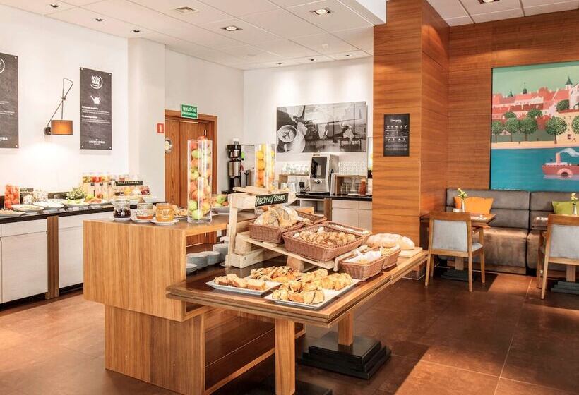 فندق Mercure Warszawa Airport