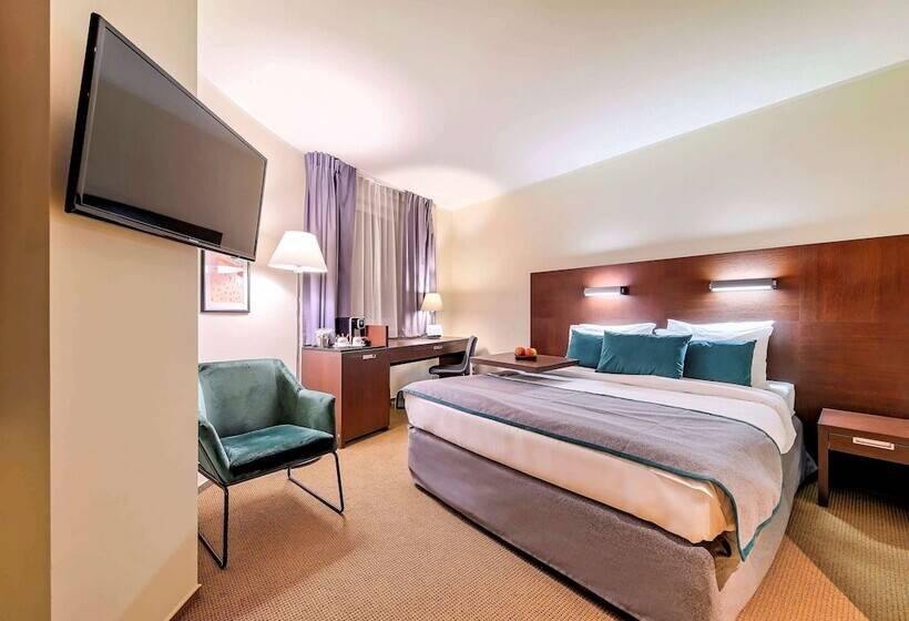 فندق Mercure Warszawa Airport
