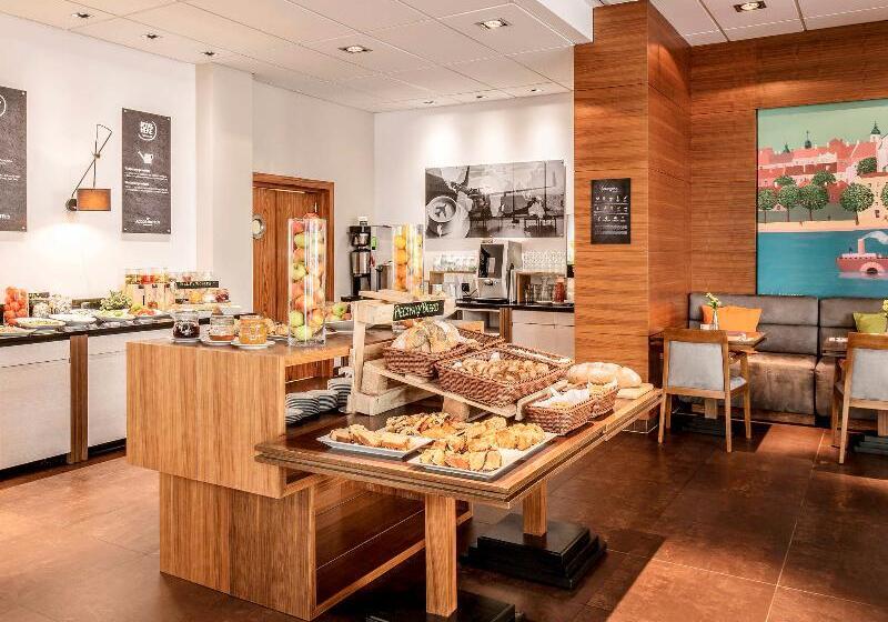 فندق Mercure Warszawa Airport