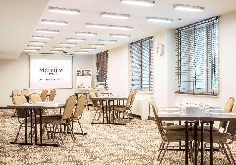 فندق Mercure Warszawa Airport