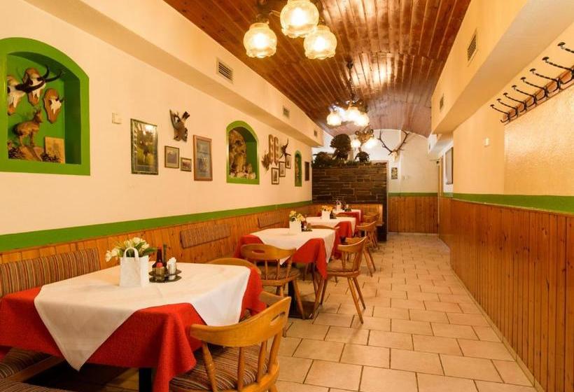 בית מלון כפרי Frühstückspension Meyer, Familie Orthacker