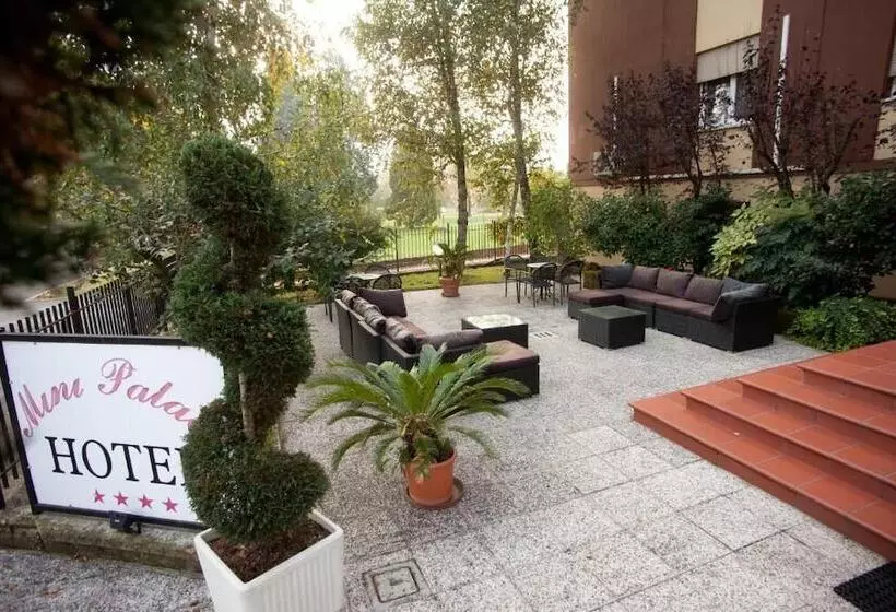 호텔 Mini Palace  Country House