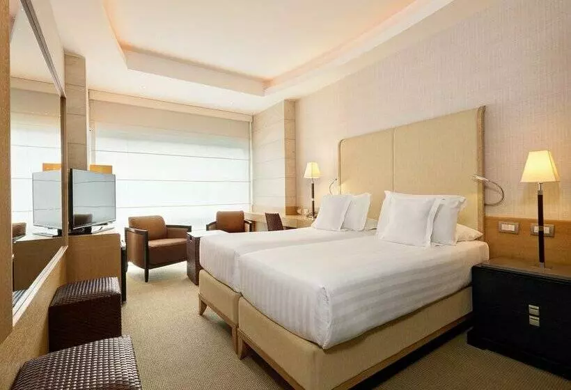 هتل Precise House Mantegna Roma