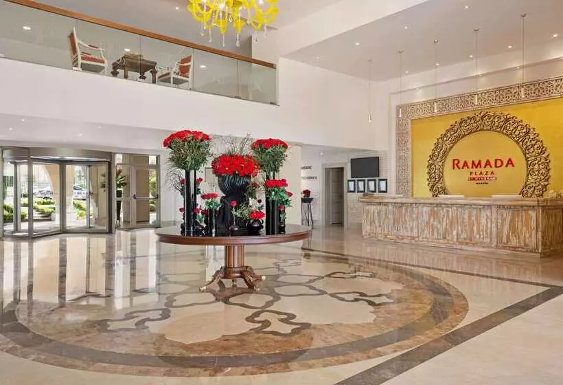 호텔 Ramada Plaza By Wyndham Mardin