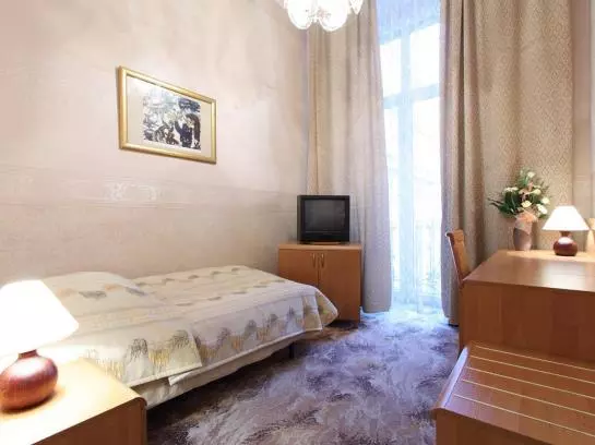 בית מלון כפרי Savoy