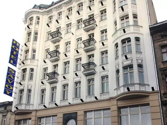 בית מלון כפרי Savoy