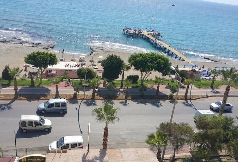 Отель Semt Luna Beach