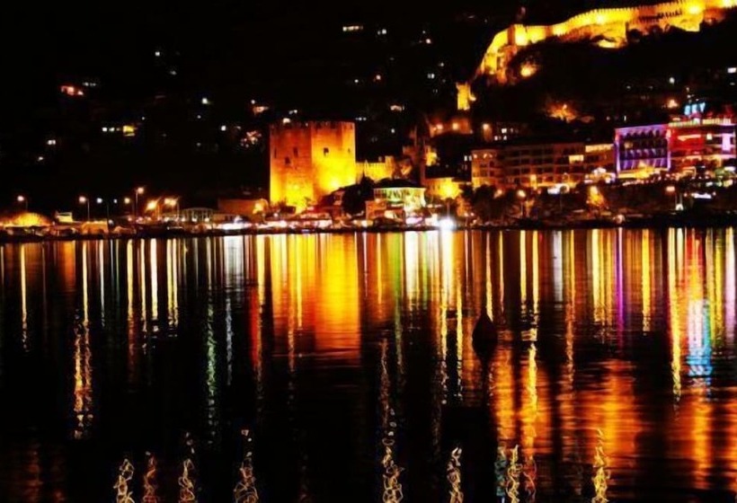 Отель Semt Luna Beach