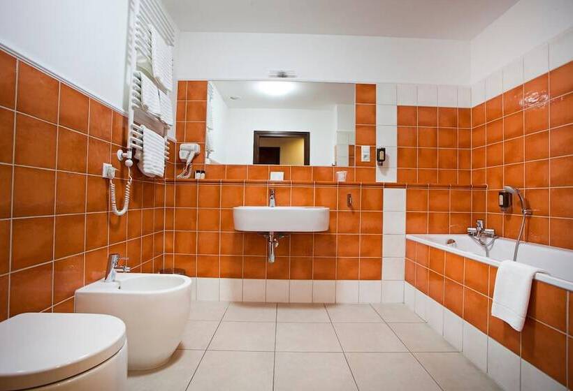 هتل Słoneczny Młyn