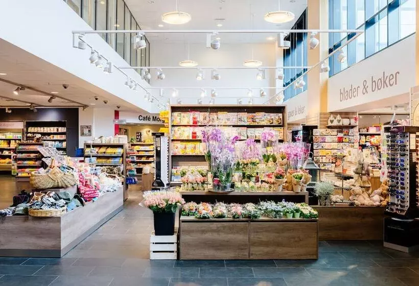 Отель St Svithun