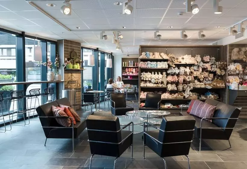 Отель St Svithun