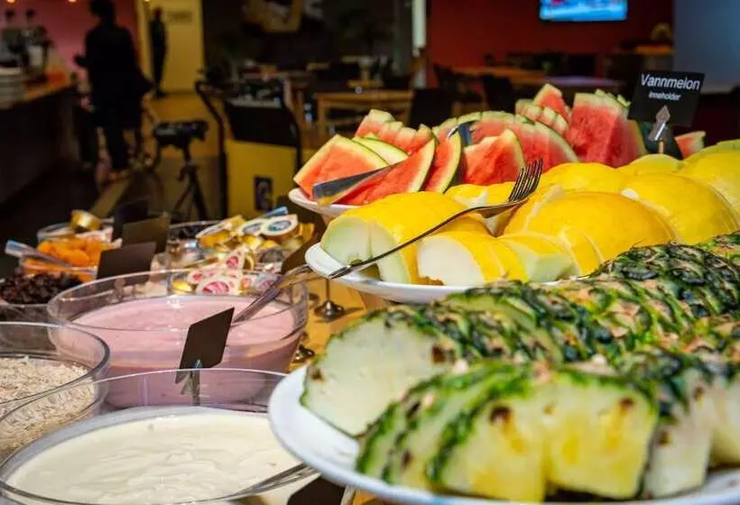 Отель St Svithun