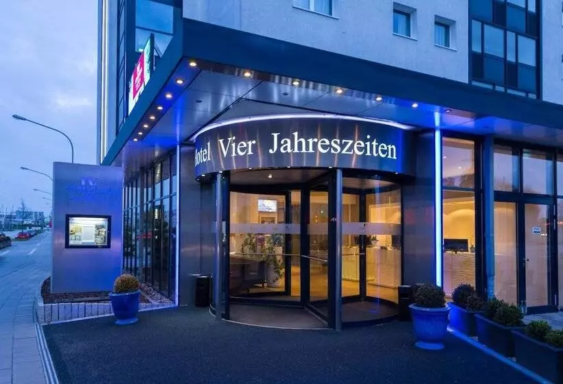 Отель Vier Jahreszeiten Lubeck