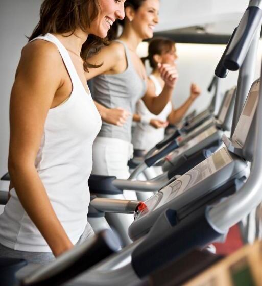 Westport Plaza Hotel, Spa & Leisure