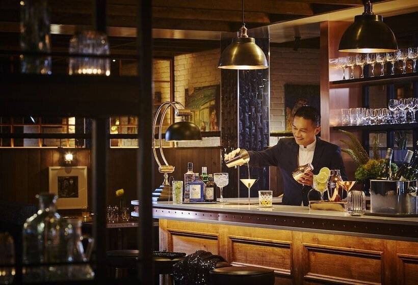 Westport Plaza Hotel, Spa & Leisure