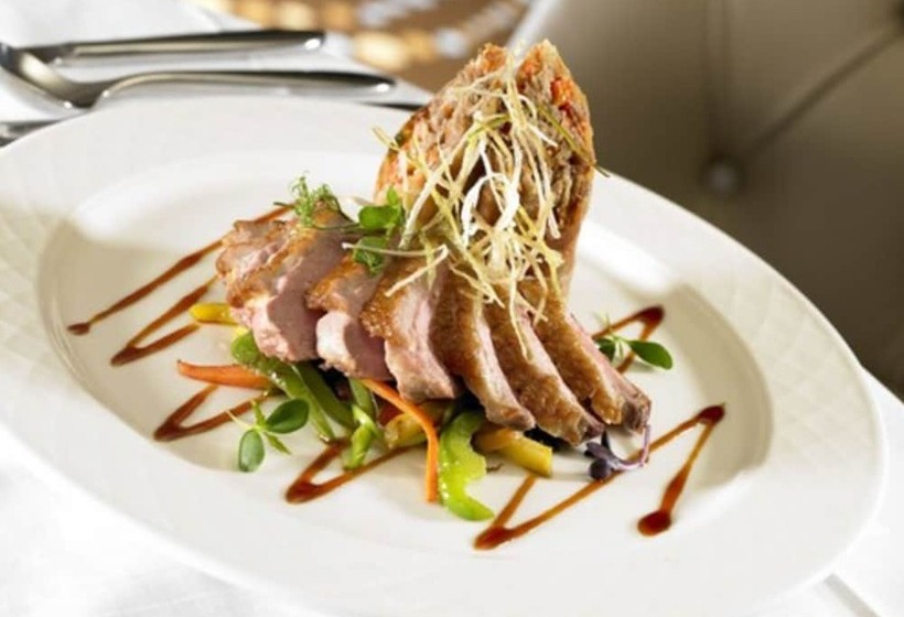 Westport Plaza Hotel, Spa & Leisure