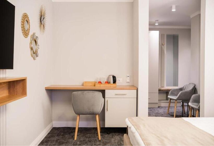 هتل Zamca Suceava