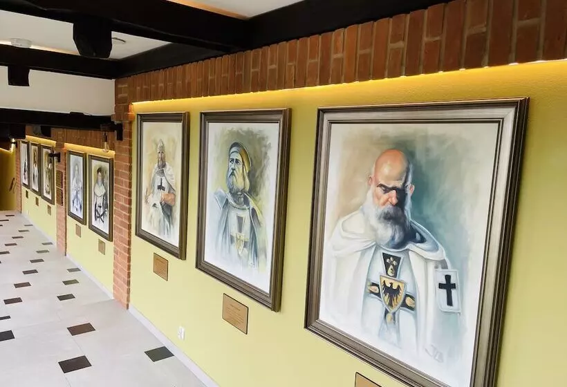 בית מלון כפרי Zamek Ryn