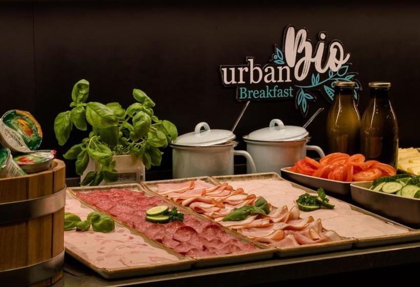 Motel One Munich Deutsches Museum