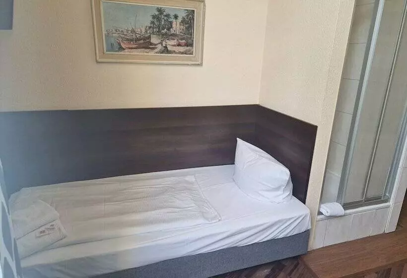 پانسیون Am Stuttgarter Eck