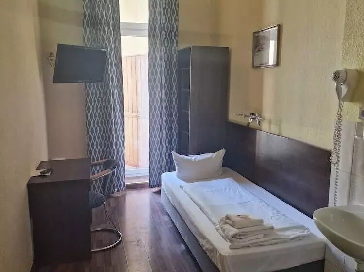 پانسیون Am Stuttgarter Eck