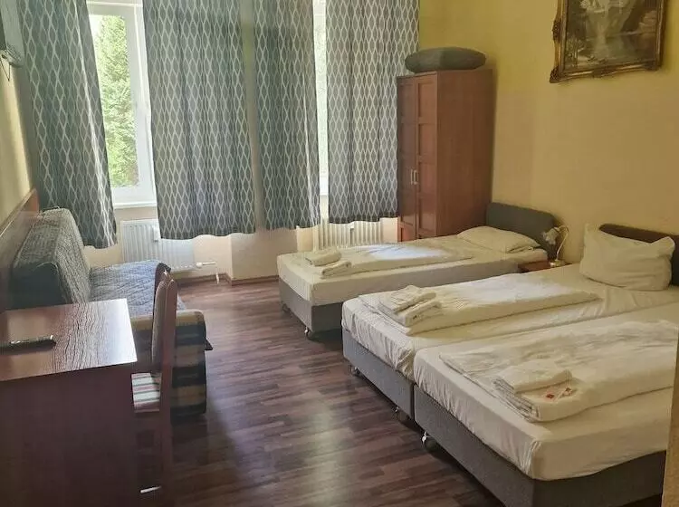 پانسیون Am Stuttgarter Eck