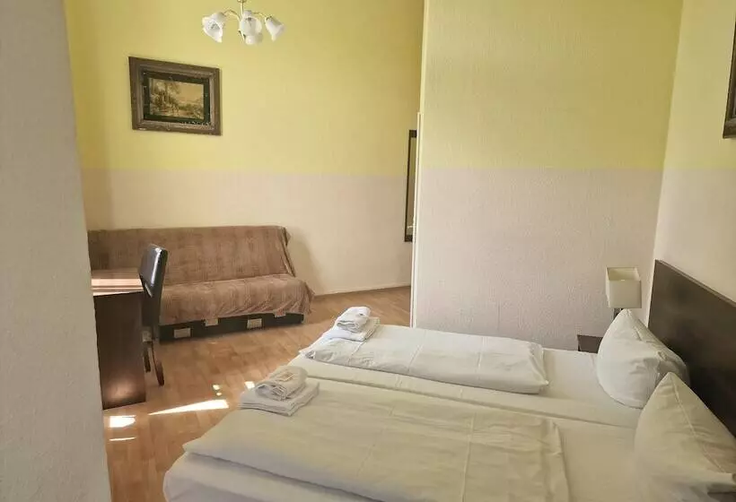 پانسیون Am Stuttgarter Eck