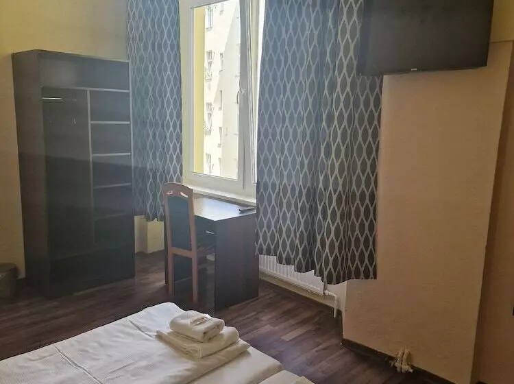 پانسیون Am Stuttgarter Eck