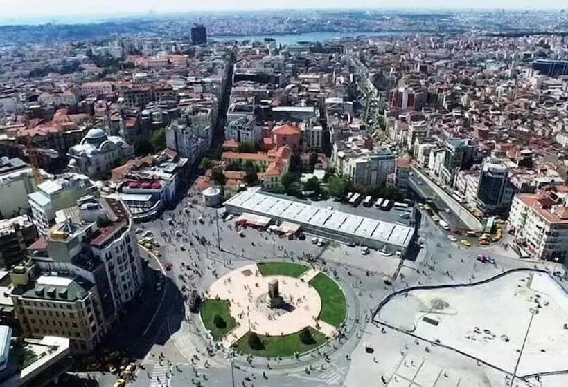 Taksim Prelude