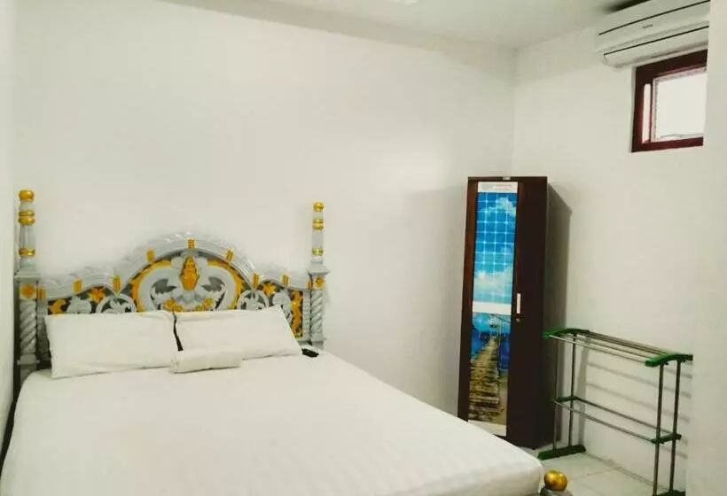 Retkeilymaja Wisma Aira