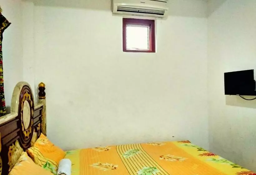 Retkeilymaja Wisma Aira