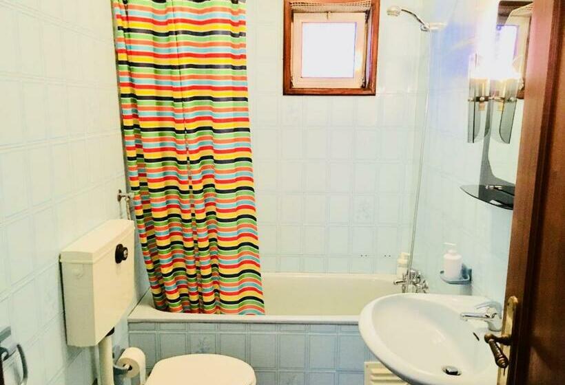 تختخواب و صبحانه Casa Dos Azulejos