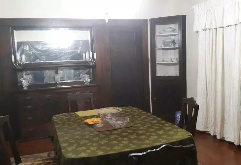 تختخواب و صبحانه Harriott House: The Winter Room