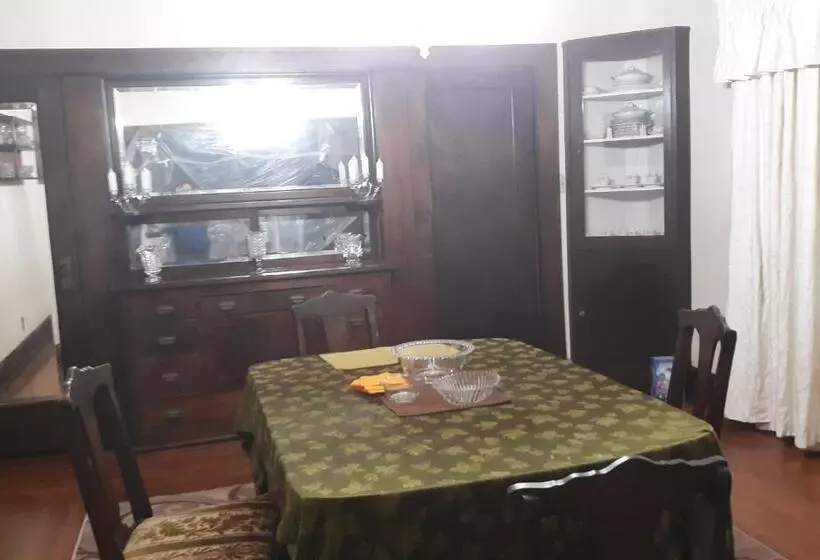 تختخواب و صبحانه Harriott House: The Winter Room