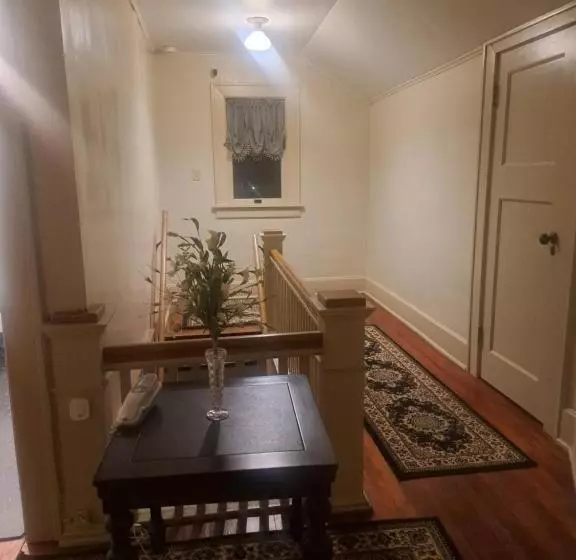 تختخواب و صبحانه Harriott House: The Winter Room
