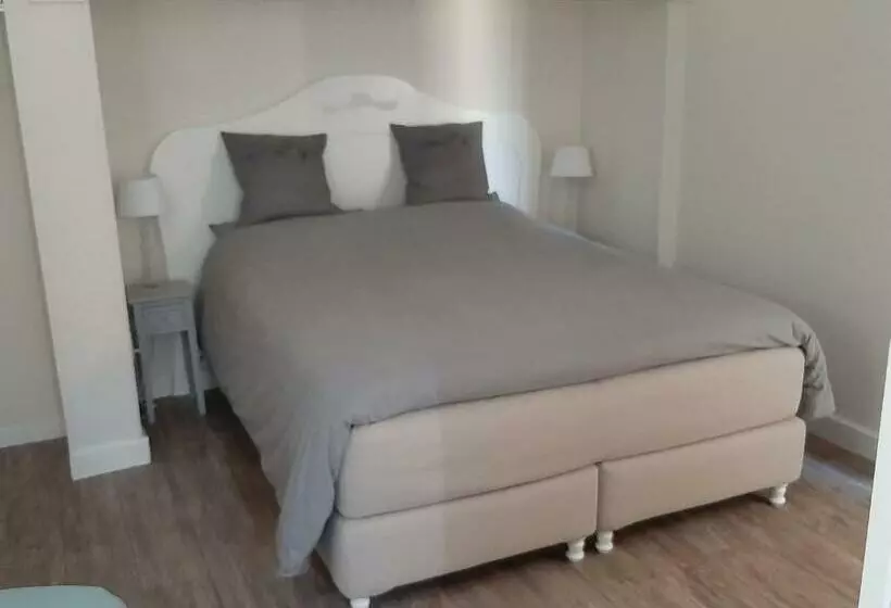 Aamiaismajoitus (B&B) La P Tite Place